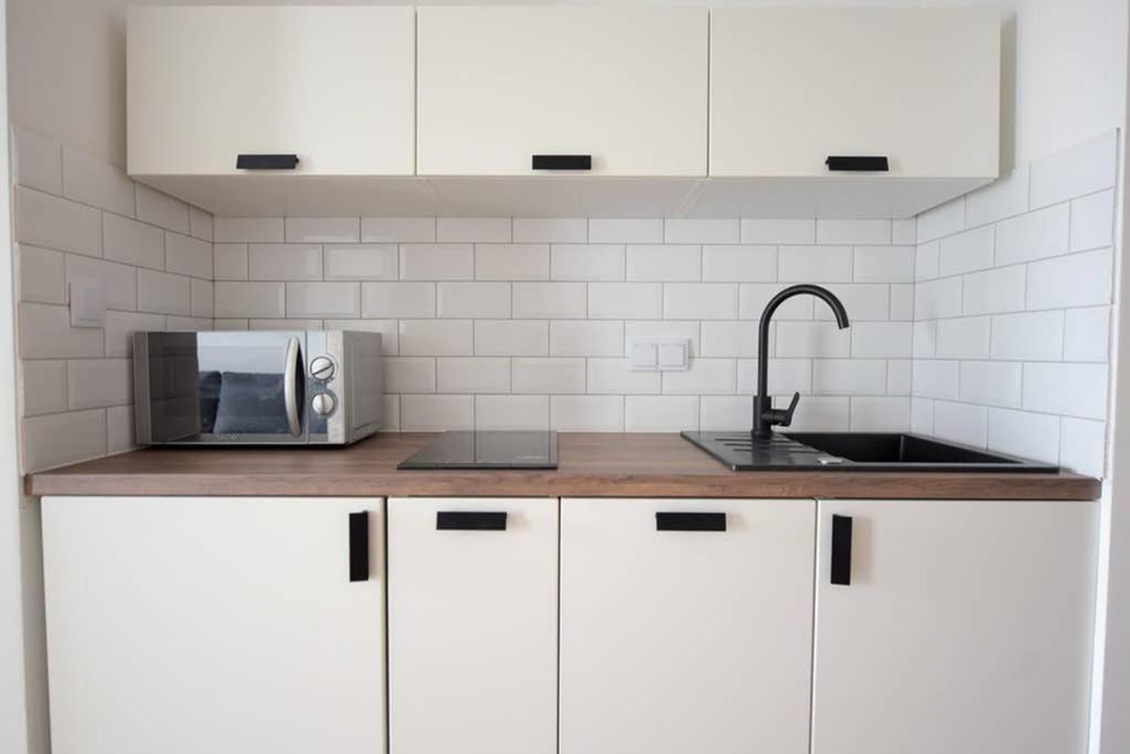 Bliska Wola Expo Central Apartment Варшава Экстерьер фото